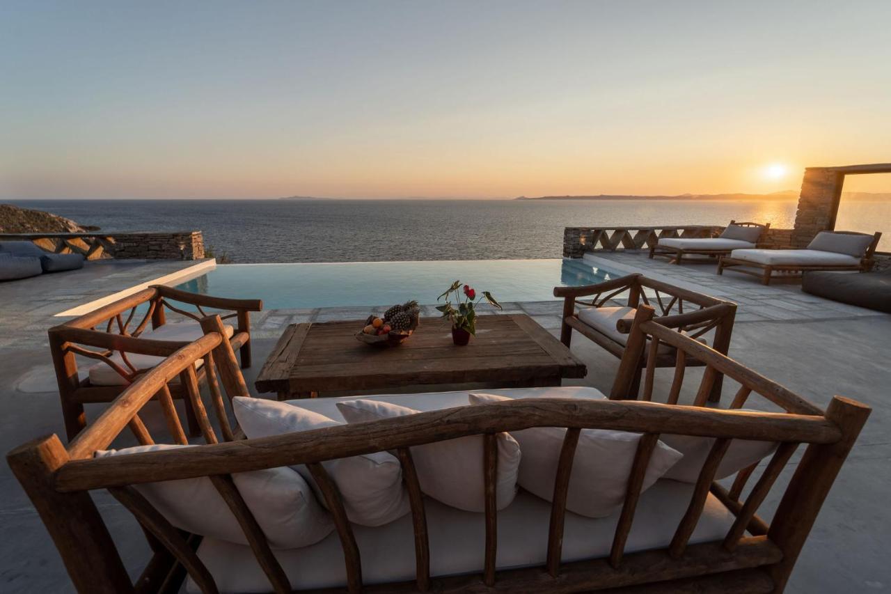 Villa Carpe Diem: Sea & Sunset View In Kea Island Ioulis Zewnętrze zdjęcie